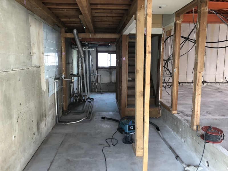 名古屋市北区の美容室の内装スケルトン工事