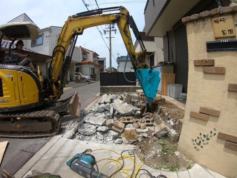 名古屋市中川区のブロックとフェンス工事|解体作業