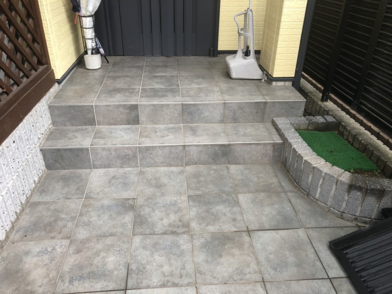 名古屋市の駐車場をもう1台広げる工事