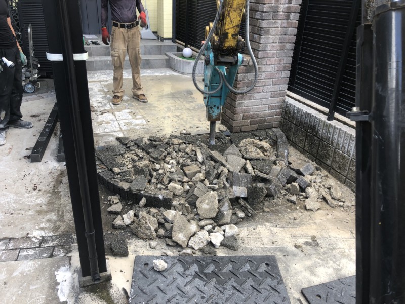 名古屋市の駐車場をもう1台広げる工事