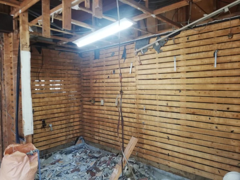 愛知県清州市の店舗の原状回復・内装解体