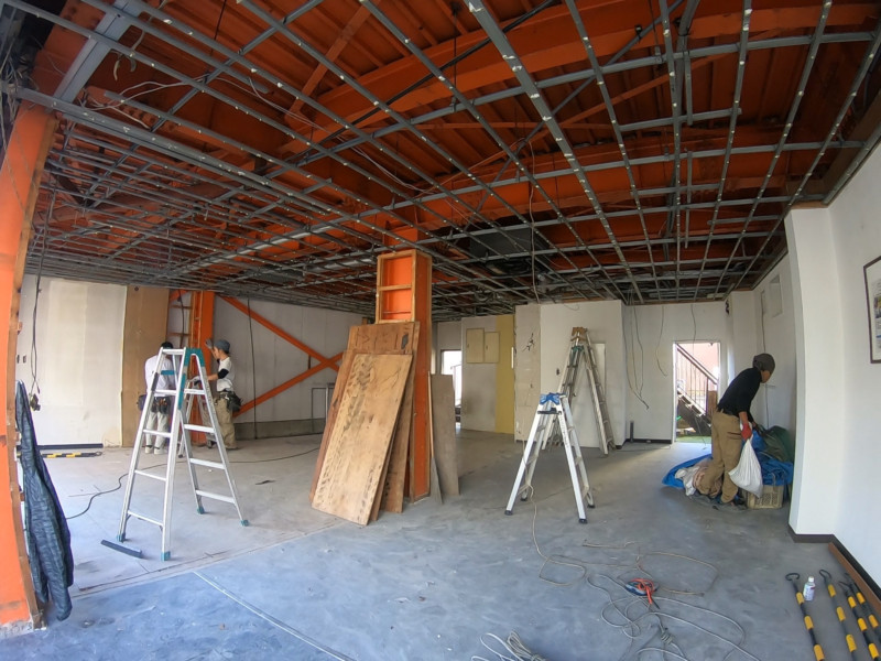 愛知県江南市の店舗の内装解体・原状回復