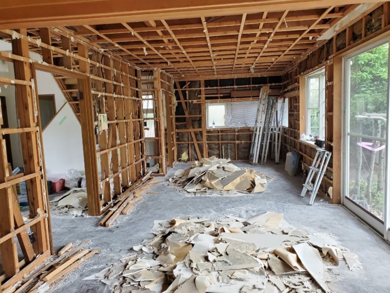 愛知県小牧市の住宅の内装解体【70平米80万円】