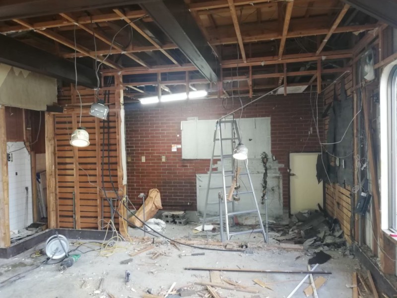 愛知県清州市の店舗の原状回復・内装解体