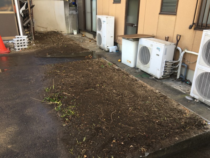 愛知県犬山市の庭の解体工事【庭木伐根と庭石撤去】