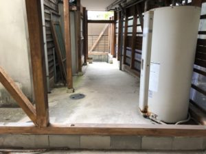 【愛知県一宮市】狭い場所の家を手壊しで解体工事【22坪80万円】