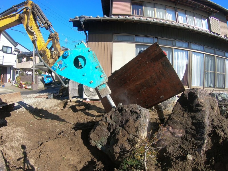 愛知県江南市の庭の解体【庭木伐採・庭石処分】