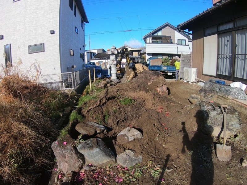 愛知県江南市の庭の解体【庭木伐採・庭石処分】