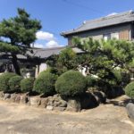 【愛知県小牧市】庭石の撤去・庭木を伐採してお庭にウッドデッキを設置