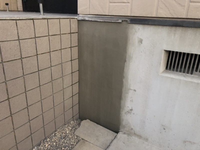 【岐阜県各務原市】玄関前の階段を開口して駐車場を広くする