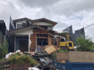 岐阜県各務原市の木造2階建て家の解体工事【43坪129万円】