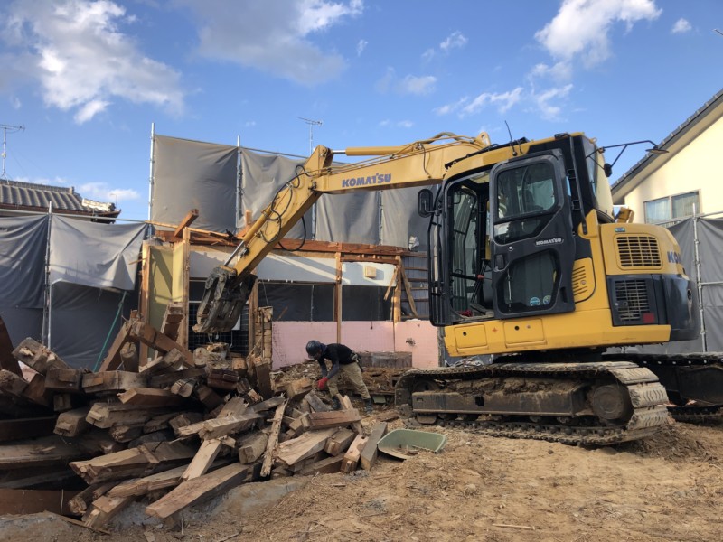 岐阜県美濃加茂市の木造2階建て家の解体工事【52坪156万円】