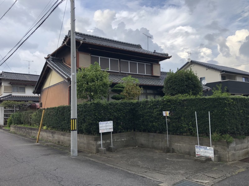 岐阜県美濃加茂市の木造2階建て家の解体工事【52坪156万円】