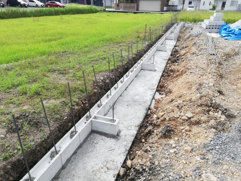 【岐阜県岐阜市】境界ブロック積みと宅地の造成工事