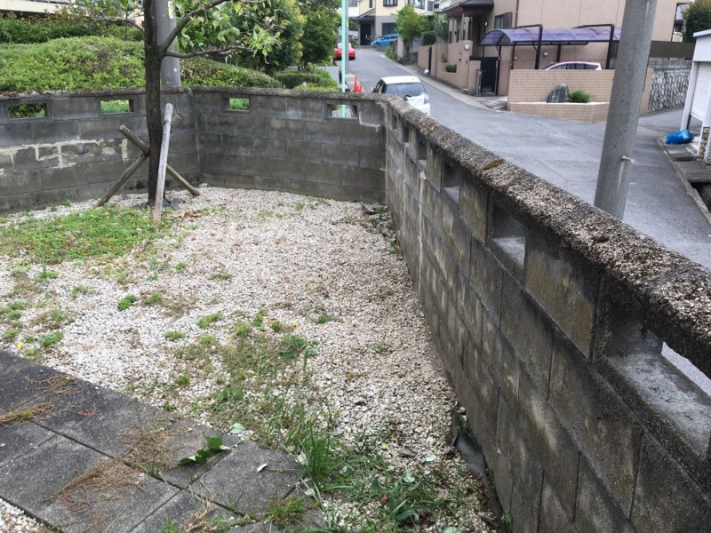 【岐阜県各務原市】道路沿いの老朽化したブロック塀を解体・処分【補助金あり】