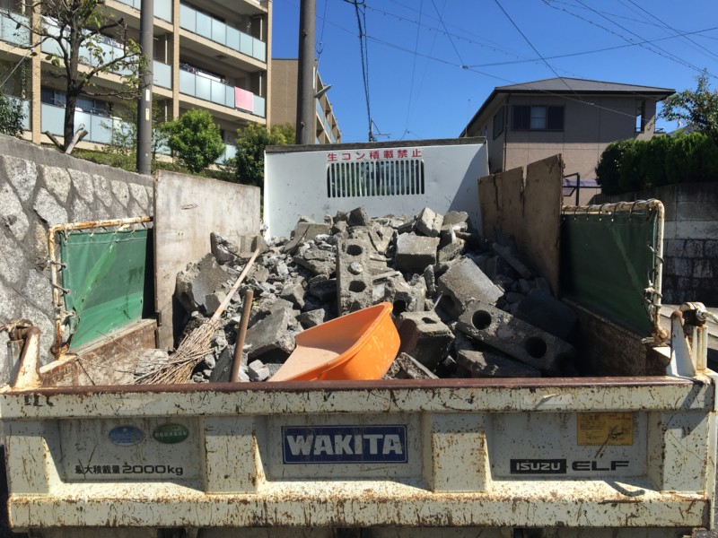 【岐阜県各務原市】道路沿いの老朽化したブロック塀を解体・処分【補助金あり】