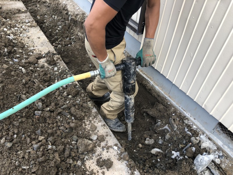 岐阜県多治見市の隣地境界ブロックの撤去