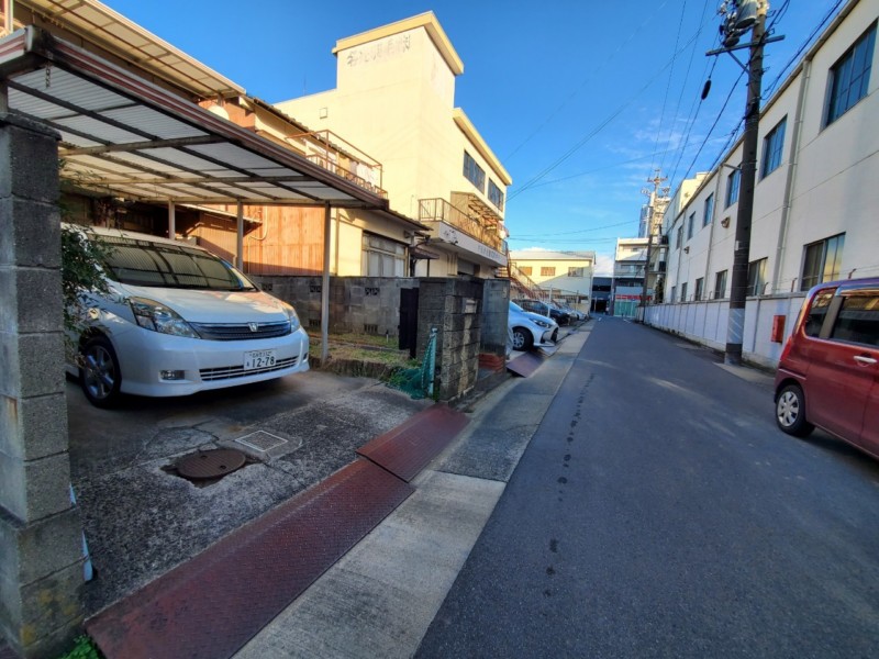 【愛知県春日井市】駐車場リフォーム工事の費用事例集【カーポート、機能門柱の設置】