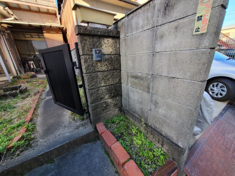 【愛知県春日井市】駐車場リフォーム工事の費用事例集【カーポート、機能門柱の設置】