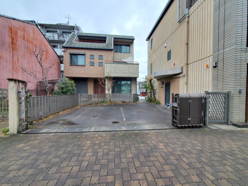 【愛知県稲沢市】駐車場リフォーム工事の費用事例集【金額公開】