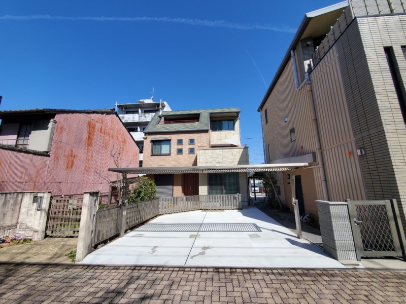 【愛知県稲沢市】駐車場工事の費用事例集【金額公開】