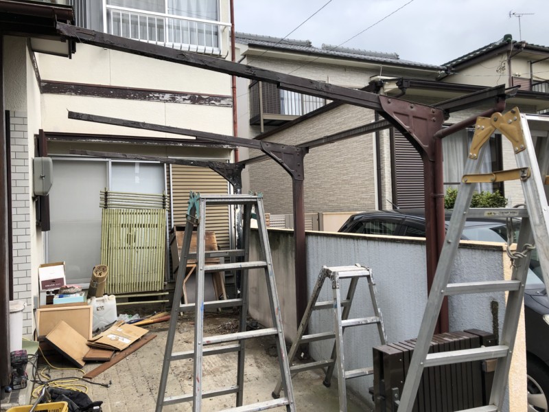 名古屋市千種区光が丘カーポート解体工事【撤去中】