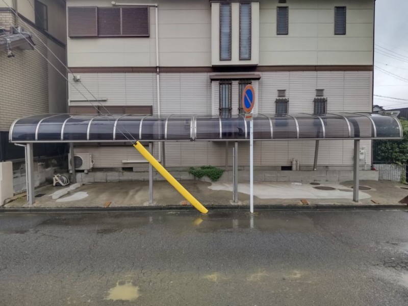 名古屋市東区の2台用カーポート撤去【施工前2】